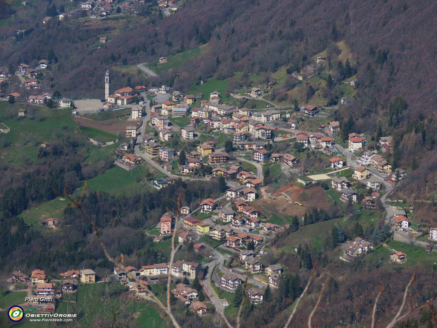 45 Vista su Cornalba.JPG